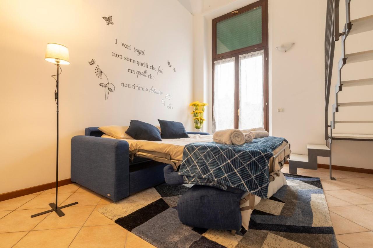 Apartament 10' Da Malpensa & 1' Dalla Stazione TreniShuttle Somma Lombardo Zewnętrze zdjęcie